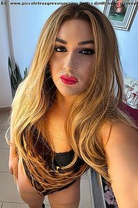 Foto selfie trav Isadora Lucca 3791253544
