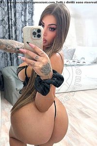 Foto selfie trans escort Monica Smeraldi Salerno 3760747910