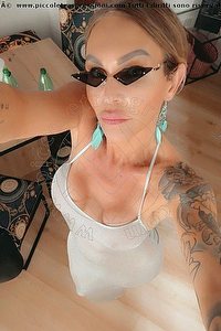 Foto selfie trans escort Valeria Treviso 3388718849