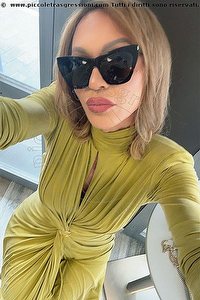 Foto selfie trans escort Valeria Treviso 3388718849