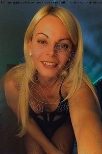 Foto selfie trans escort Thays Schiavinato Pornostar Vercelli 3398301994