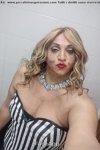 Foto selfie trans escort Laura Torino 3283666861