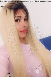 Foto selfie trans Karen Prado Altopascio 3249292100