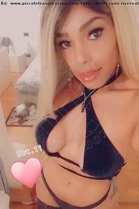 Foto selfie trans escort Karen Prado Altopascio 3249292100