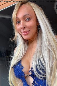 Foto selfie trans escort Livia Brescia 3206664144