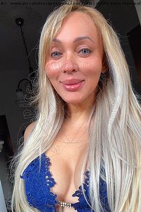 Foto selfie trans escort Livia Brescia 3206664144