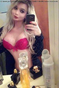 Foto selfie trans escort Sabrina Zampirolly Bruxelles 0032465252649