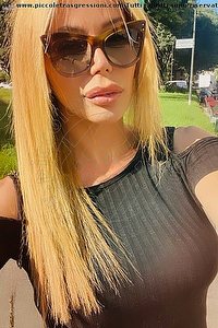 Foto selfie trans Barbie Dior Torino 3479896764