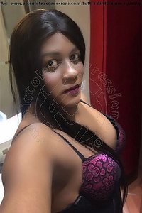 Foto selfie trav Perla Sassari 3278560399