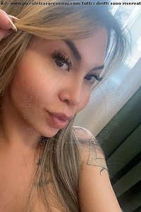 Foto selfie trans escort Dafne Pornostar Martinsicuro 3801422205