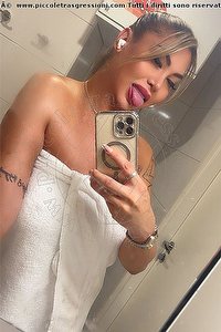Foto selfie trans escort Dafne Pornostar Prato 3801422205