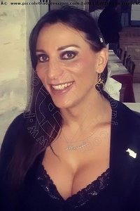 Foto selfie trans escort Valentina Saraiba Avellino 3715212112