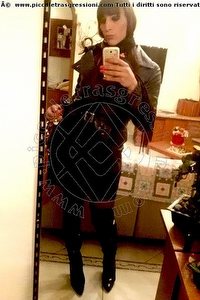 Foto selfie trans escort Valentina Saraiba Avellino 3715212112