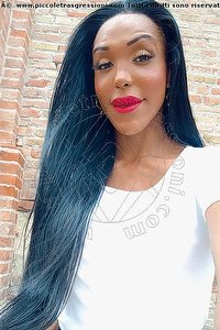 Foto selfie trans Wanessa Armani Prato 3518069231