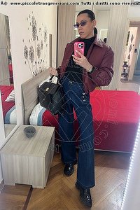 Foto selfie trans escort Larissa Cardoso Modena 3899193043