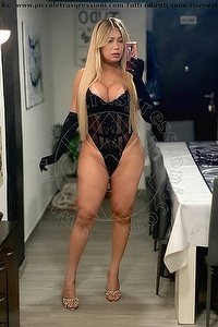 Foto selfie trans escort Micaella Vayper Napoli 3887806334