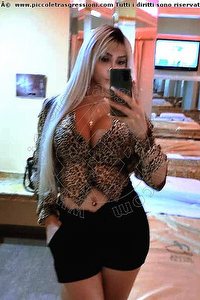 Foto selfie trans Ivanna Dubois Trieste 3802094626