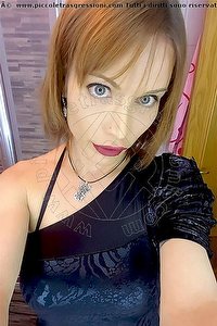 Foto selfie trans escort Carolina Sensuale Hannover 004915211982751