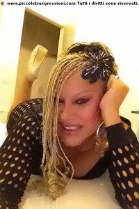 Foto selfie trans escort Lucy Blond Asti 3806827590