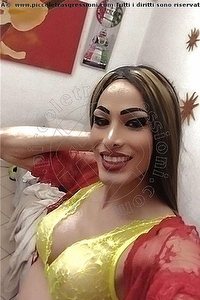Foto selfie trans escort Vivyana Cagliari 3405642502