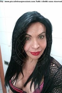 Foto selfie trans escort Tainá Oliveira Prato 3285382487