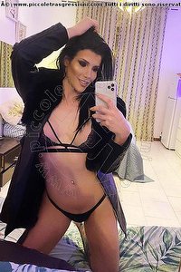 Foto selfie trans escort Victoria Carvalho Pornostar Torino 3509493549