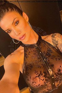 Foto selfie trans escort Victoria Carvalho Pornostar Torino 3509493549