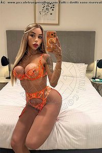 Foto selfie trans escort Heloisa Tx Milano 3892428774