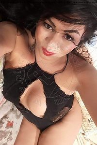 Foto selfie trans Yasmin Padillha Parma 3270652622