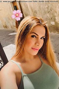 Foto selfie trans escort Kamila Snell Bari 3475490114