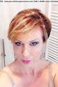 Foto selfie trans escort Lux Catania 3498832637