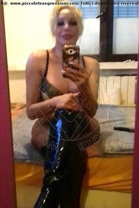 Foto selfie trans escort Karla Blondy Rieti 3421278312