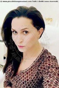 Foto selfie mistress trans Lady Domina Izabella Friburgo In Brisgovia 004915218137897