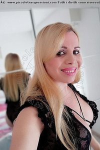 Foto selfie trans escort Hisabelly Spears Pornostar Viterbo 3279508557