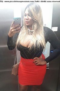 Foto selfie trans Carolina Hot Cuneo 3278147101