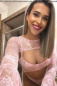 Foto selfie trans Michelle Ortega Chiavari 3294617305