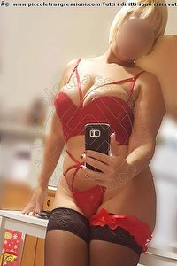 Foto selfie escort Laura Bari 3478057185