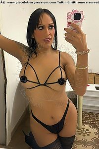 Foto selfie trans Viviana Sava 3881530590