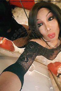 Foto selfie trans escort Veronica Party Napoli 3274356735
