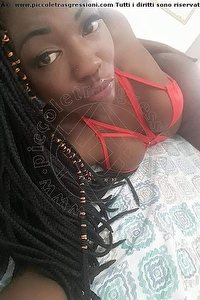 Foto selfie trans Ginevry Chiasso 3336621434