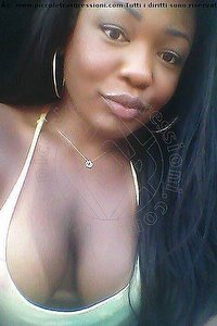 Foto selfie trans escort Ginevry Chiasso 3336621434