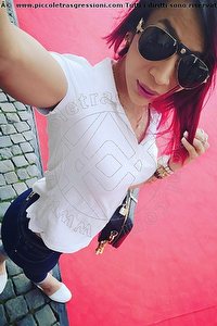 Foto selfie trans Belinda Lorens Xxl Francoforte 004917613844976