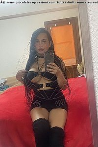 Foto selfie trans Kathy Gallarate 3383895416