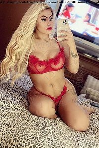 Foto selfie trans Gabryella Dantas Genova 3807715397