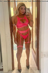 Foto selfie trans escort Gabryella Dantas Bergamo 3807715397