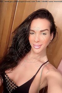 Foto selfie trans escort Laura Sabatini Firenze 3520558816