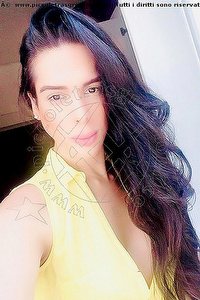 Foto selfie trans escort Laura Sabatini Firenze 3520558816