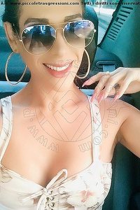 Foto selfie trans escort Laura Sabatini Firenze 3520558816