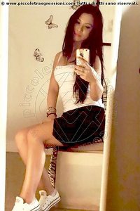 Foto selfie girls Chantal Sweet Larnaca 0035796101758