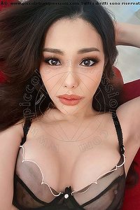 Foto selfie trans escort Miya Thai Parigi 3891978524